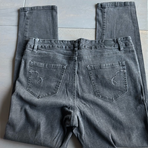 Bandolino Blu Gray Jeans - Size 12 - Picture 4 of 11